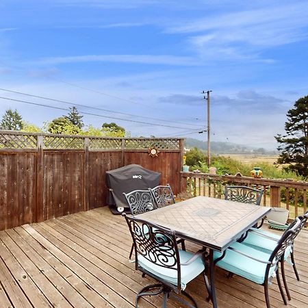 Humboldt Bay Retreat Villa Eureka Buitenkant foto
